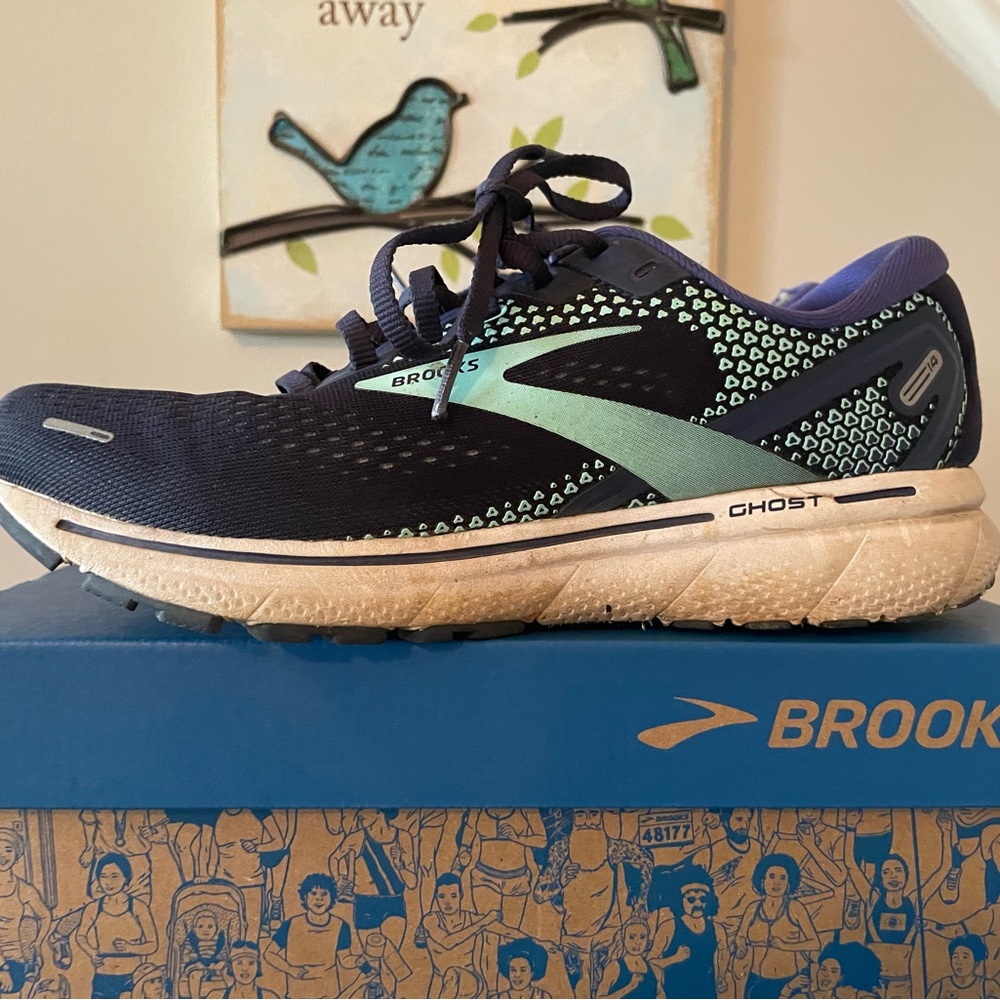Brooks Ghost 14 size 8.5 W